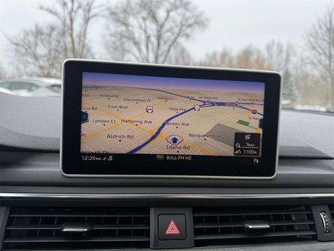 Used 2017 Audi A4 2.0T Premium Plus image 19