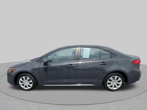 Used 2026 Toyota Corolla LE FWD image 5
