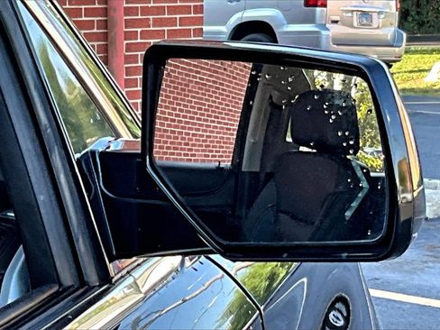 Used 2018 GMC Yukon XL SLT w/ Premium Edition image 25