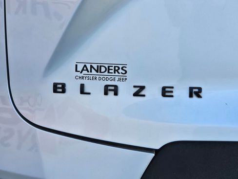Used 2021 Chevrolet Blazer LT FWD image 30