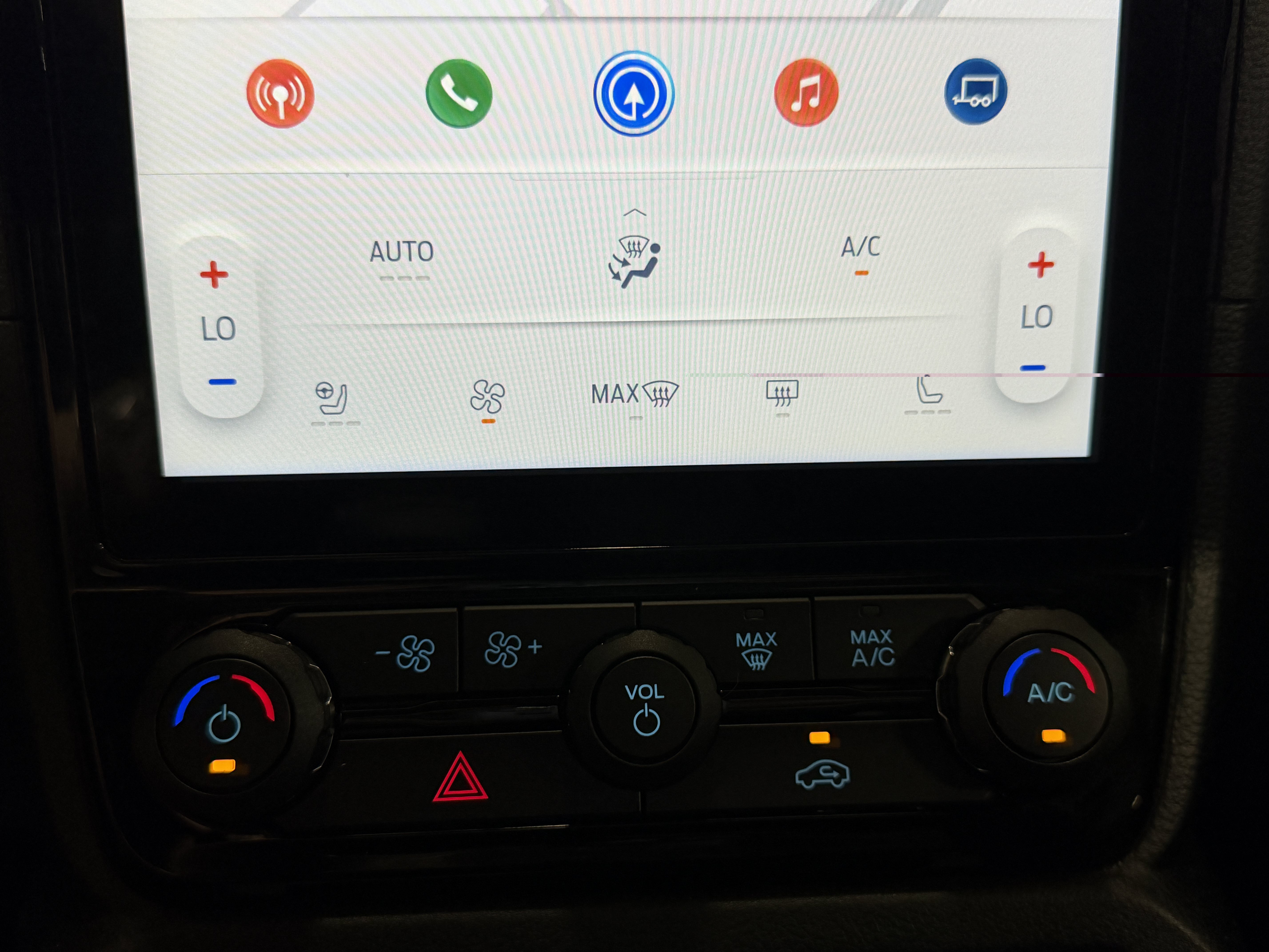Used 2025 Ford Ranger Lariat w/ Black Appearance Package AWD/4WD image 11