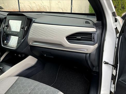 Used 2025 Subaru Forester image 18