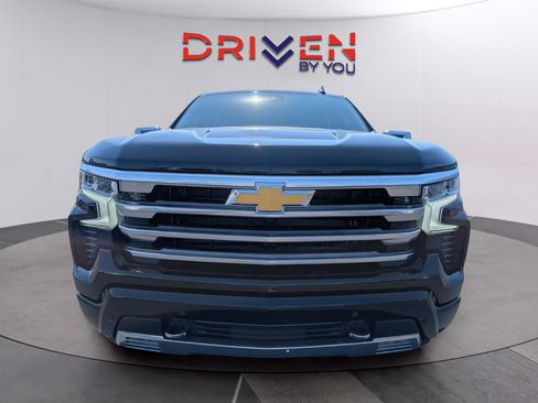 New 2026 Chevrolet Silverado 1500 High Country AWD/4WD image 8