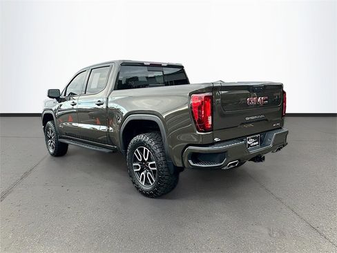 Used 2023 GMC Sierra 1500 AT4 w/ AT4 Premium Package image 5