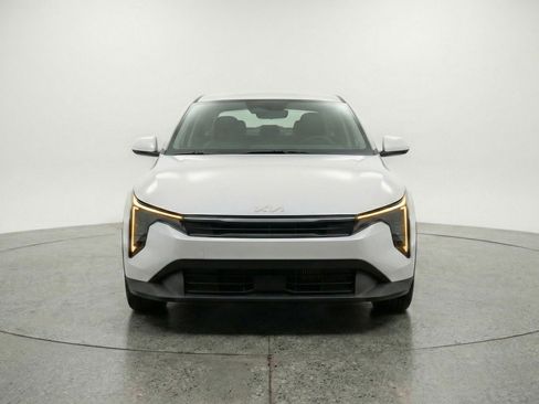 Used 2025 Kia K4 FWD image 1