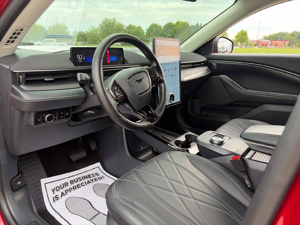 Used 2024 Ford Mustang Mach-E Select AWD/4WD image 14