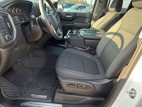 Certified 2021 Chevrolet Silverado 1500 RST image 12