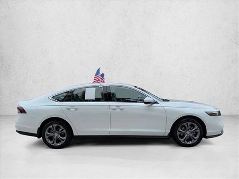 Used 2024 Honda Accord EX image 4
