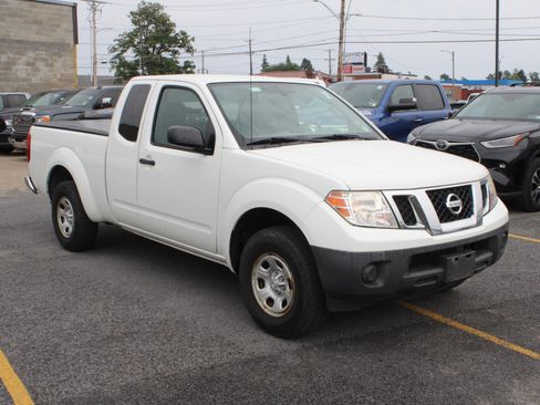 Used 2016 Nissan Frontier S RWD image 3