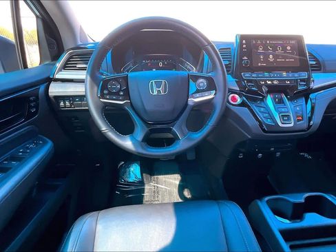 Used 2024 Honda Odyssey Touring image 6