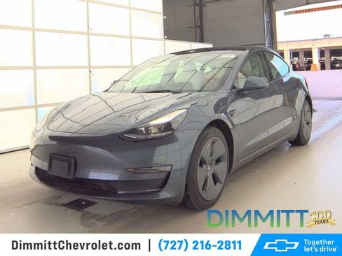 Used 2023 Tesla Model 3 Standard Range RWD image 1