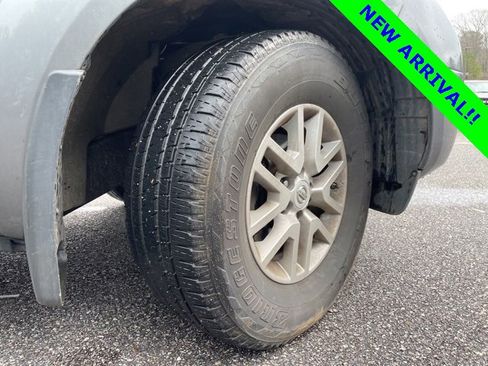 Used 2017 Nissan Frontier SV w/ SV Value Truck Package image 14