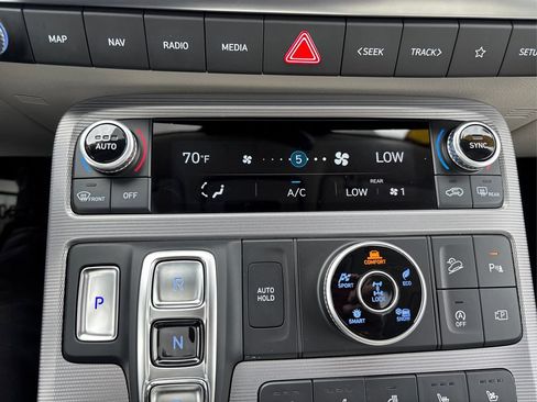 Used 2024 Hyundai Palisade Calligraphy AWD/4WD image 34