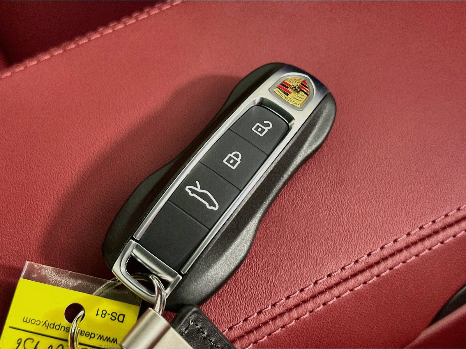 Used 2026 Porsche 911 Carrera RWD image 42