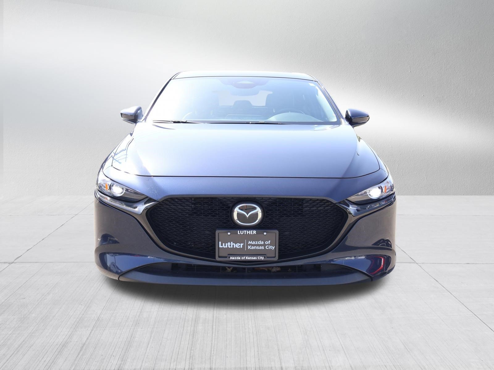 Used 2024 MAZDA MAZDA3 s FWD image 2