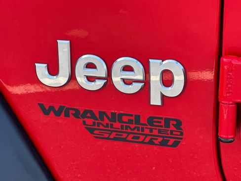 Used 2018 Jeep Wrangler Unlimited Sport S AWD/4WD image 27