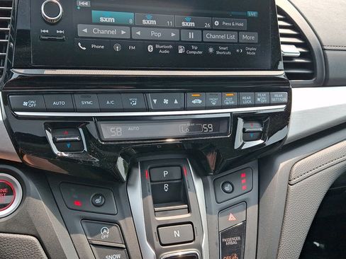 Certified 2025 Honda Odyssey EX-L image 19