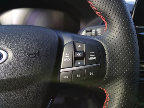 Used 2025 Ford Escape ST-Line image 22