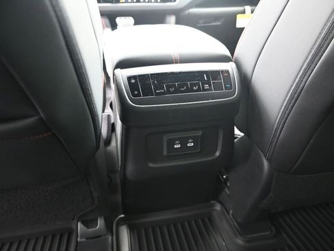 New 2026 Nissan Pathfinder Rock Creek AWD/4WD image 13