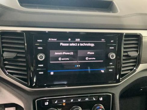 Used 2023 Volkswagen Atlas SE AWD/4WD image 23