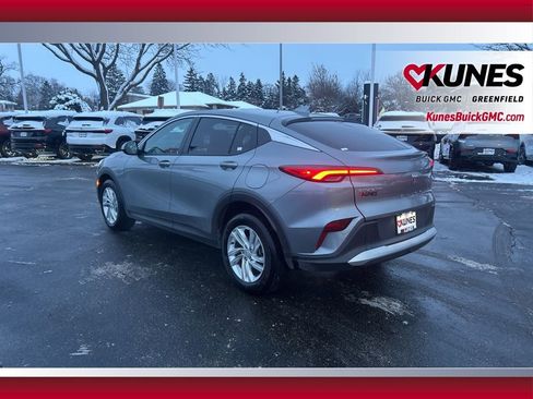 Used 2025 Buick Envista Preferred image 9