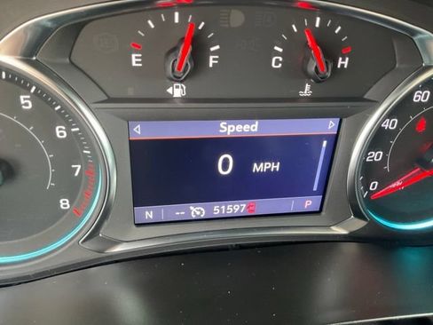 Used 2023 Chevrolet Traverse LT FWD image 14