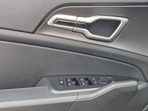 New 2026 Kia Sportage LX AWD/4WD image 7