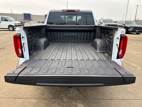 New 2026 GMC Sierra 1500 SLT w/ SLT Premium Plus Package image 11