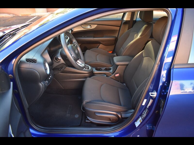 Used 2021 Kia Forte LXS FWD image 15