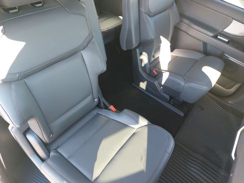 New 2025 Ford Expedition Max Active image 11