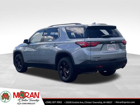 Certified 2023 Chevrolet Traverse LT FWD image 4