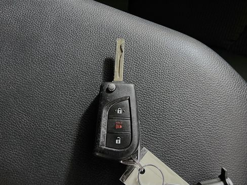 Used 2025 Toyota RAV4 LE image 35