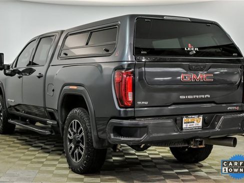 Used 2020 GMC Sierra 2500 AT4 w/ AT4 Premium Package image 5
