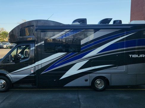 Used 2019 Mercedes-Benz Sprinter 170 image 3