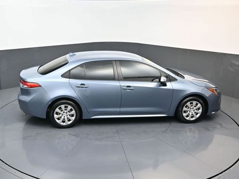 Used 2022 Toyota Corolla LE FWD image 19