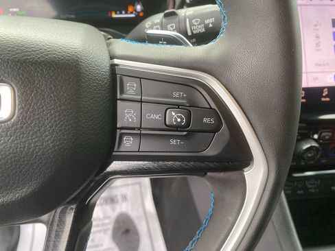 Used 2022 Jeep Grand Cherokee Trailhawk image 17