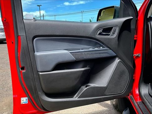 Used 2016 Chevrolet Colorado Z71 AWD/4WD image 22