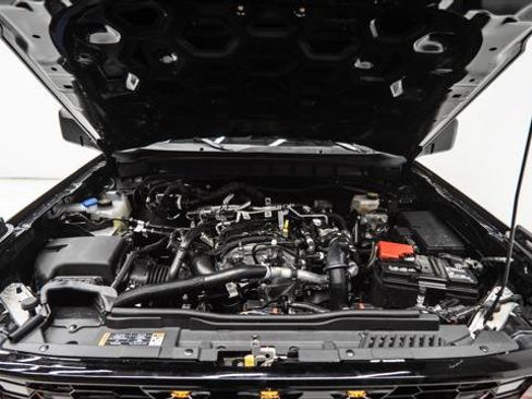 Used 2025 Ford Bronco Pickup image 19