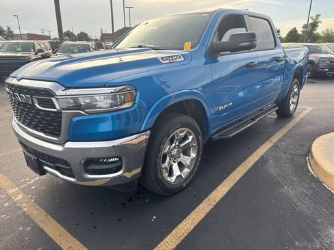 Used 2025 RAM 1500 Big Horn AWD/4WD image 4