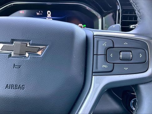 Used 2025 Chevrolet Silverado 1500 RST AWD/4WD image 26