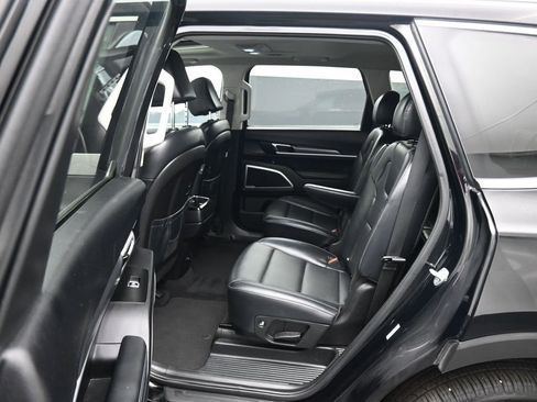 Used 2022 Kia Telluride S image 32