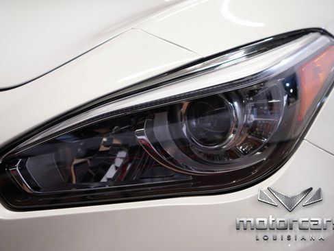 Used 2015 INFINITI Q70 L 3.7 w/ Deluxe Touring Package image 11
