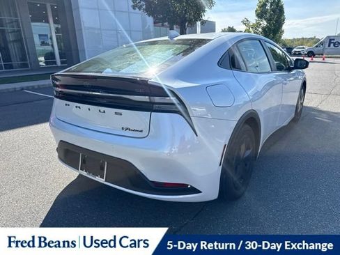 Used 2024 Toyota Prius Prime FWD image 7