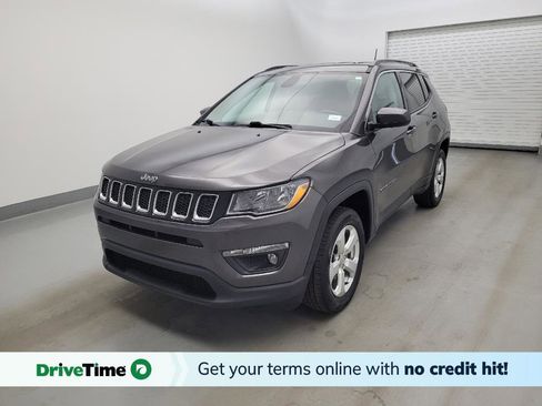 Used 2019 Jeep Compass Latitude w/ Popular Equipment Group AWD/4WD image 1