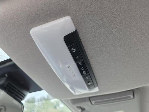 New 2025 Nissan Versa SV w/ Trunk Package image 21