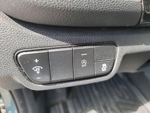 Certified 2024 Kia Seltos S FWD image 11