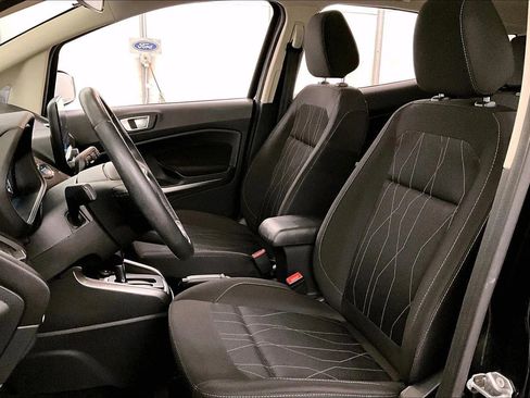 Certified 2019 Ford EcoSport SE w/ SE Convenience Package image 24