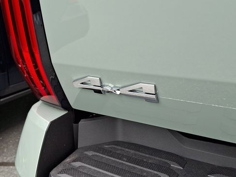 New 2026 Toyota Tundra Limited AWD/4WD image 7