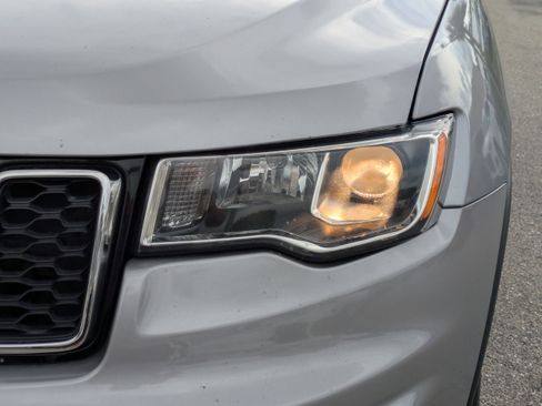Used 2020 Jeep Grand Cherokee Limited w/ Luxury Group II RWD image 10