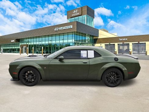Used 2022 Dodge Challenger R/T Scat Pack image 9